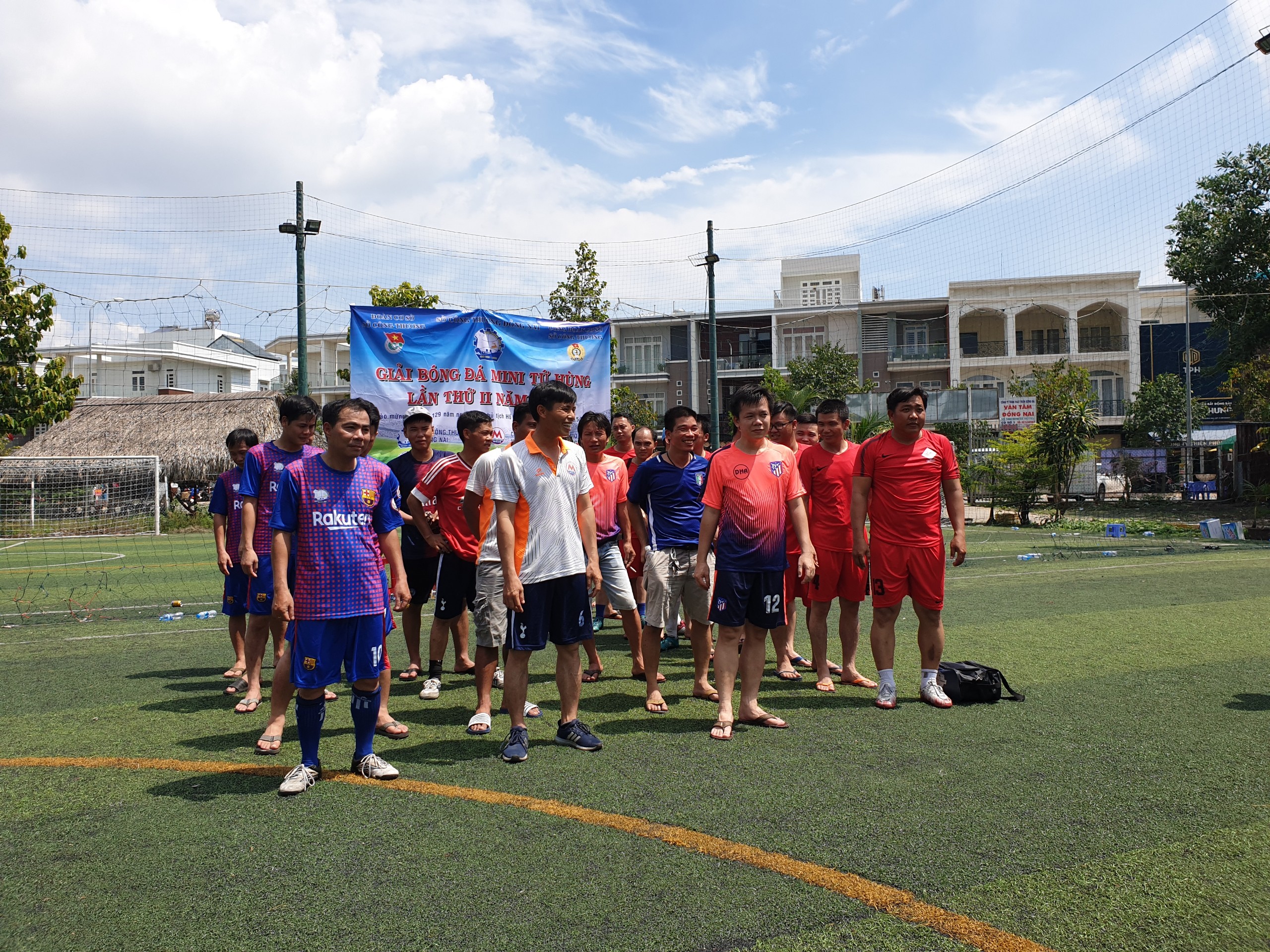 Hình bóng đá số 1.jpg