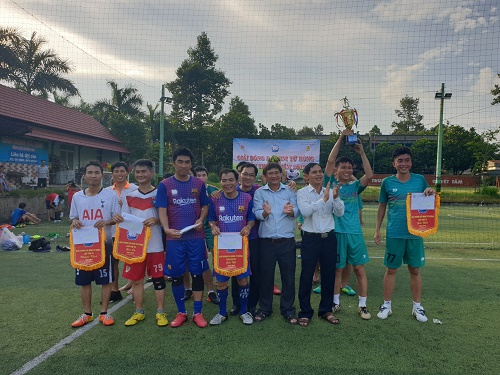 đá bóng lần 3 - 5.jpg