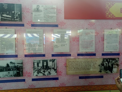 di chúc bác 11.jpg