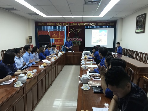 CLB tiếng anh 8.jpg