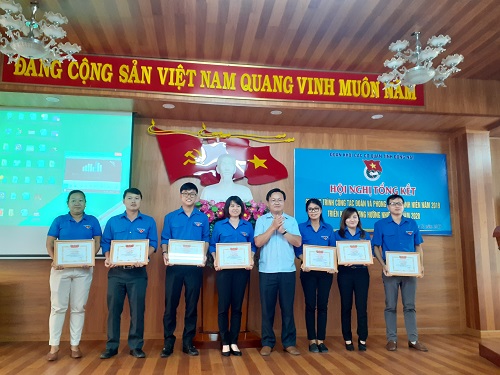 Tổng kết 2019 - 3.jpg