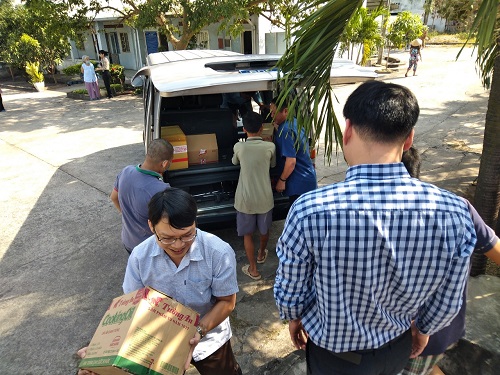 Tặng quà tết 2021 - 1-3.jpg