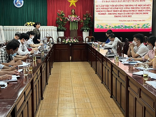 25042022TrangBom.jpg